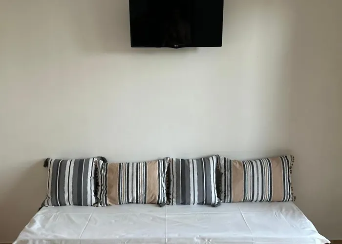 Aria Apartments